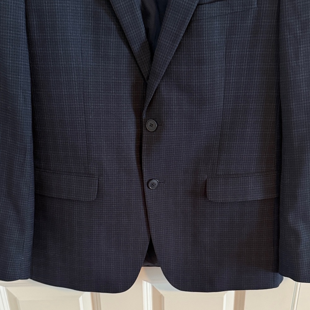 Van Heusen Flex Slim Fit 42R Navy Blue Plaid Blazer - Picture 3 of 8